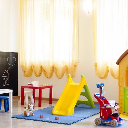 Welcome Residence Per Famiglie Rimini Ngoại thất bức ảnh